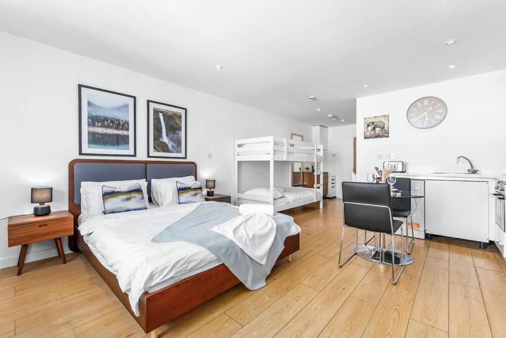 Piccadilly Haven, Flat In London Vr12 Londres Exterior foto